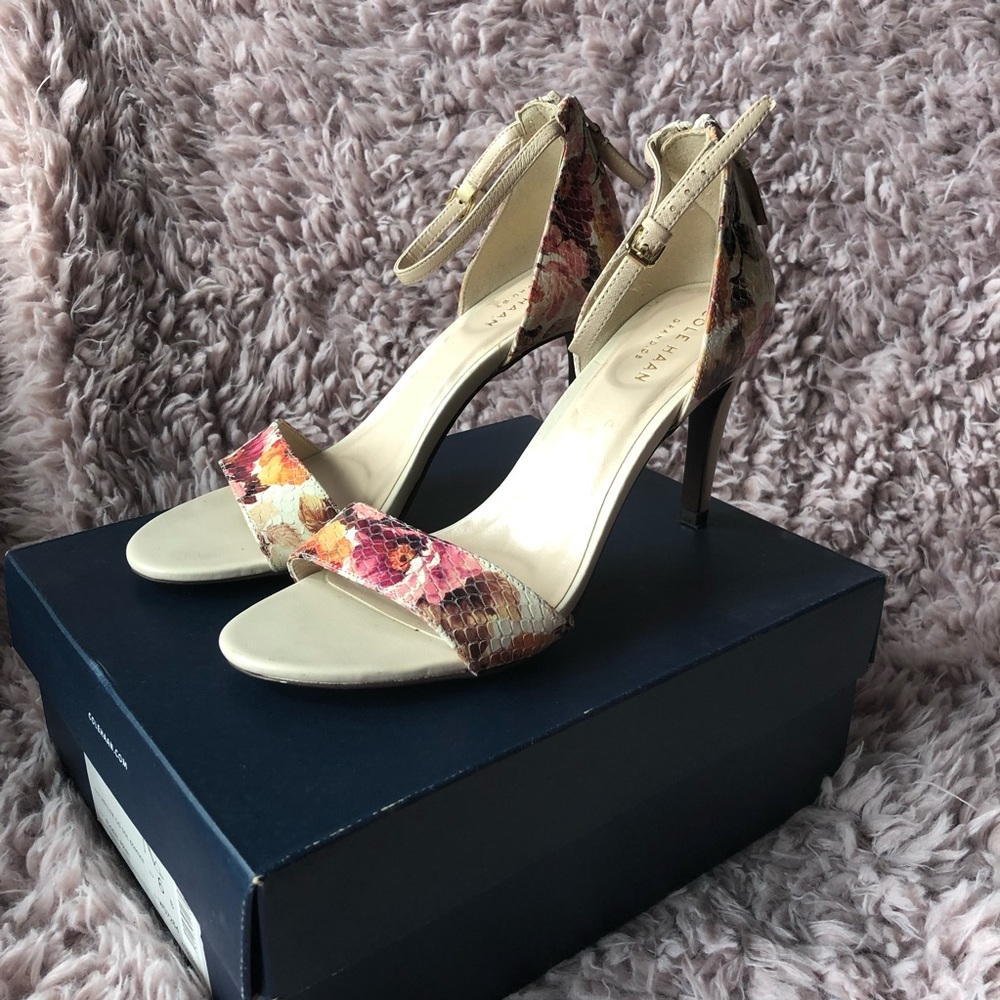 Rare Cole Haan Hellen Sandal